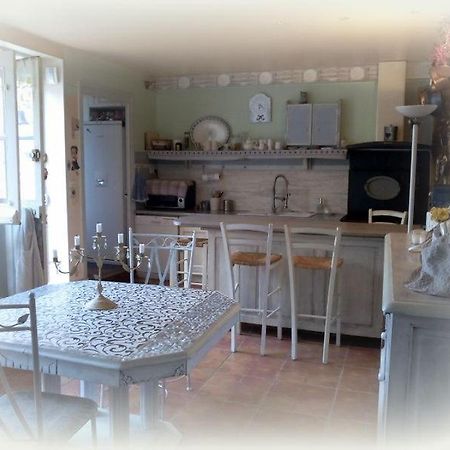 La Maison D'Hocquincourt Bléneau Екстериор снимка