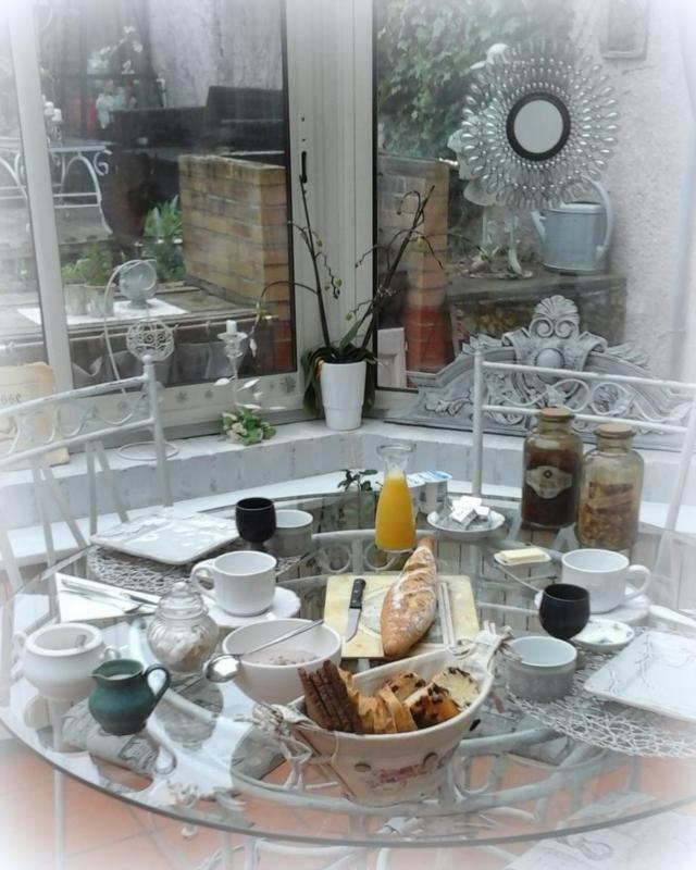 La Maison D'Hocquincourt Bléneau Екстериор снимка